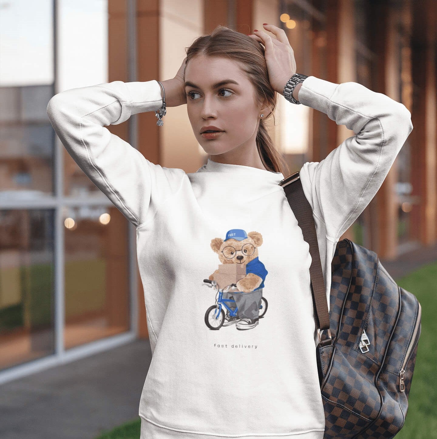 Eco-Friendly Bike Delivery Pullover